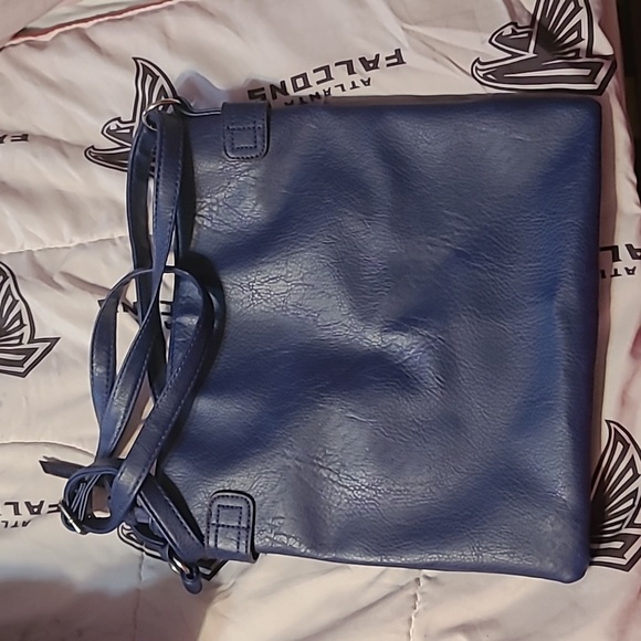 Purse - Picture 2 of 5
